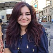 Docente di francese offre lezioni personalizzate e conversazione per tutti i livelli: bambini, studenti e lavoratori. Preparazione ai certificati di l